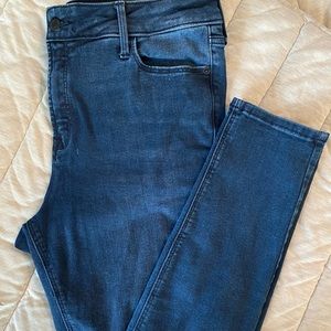 Old Navy High Rise Rockstar Jean
